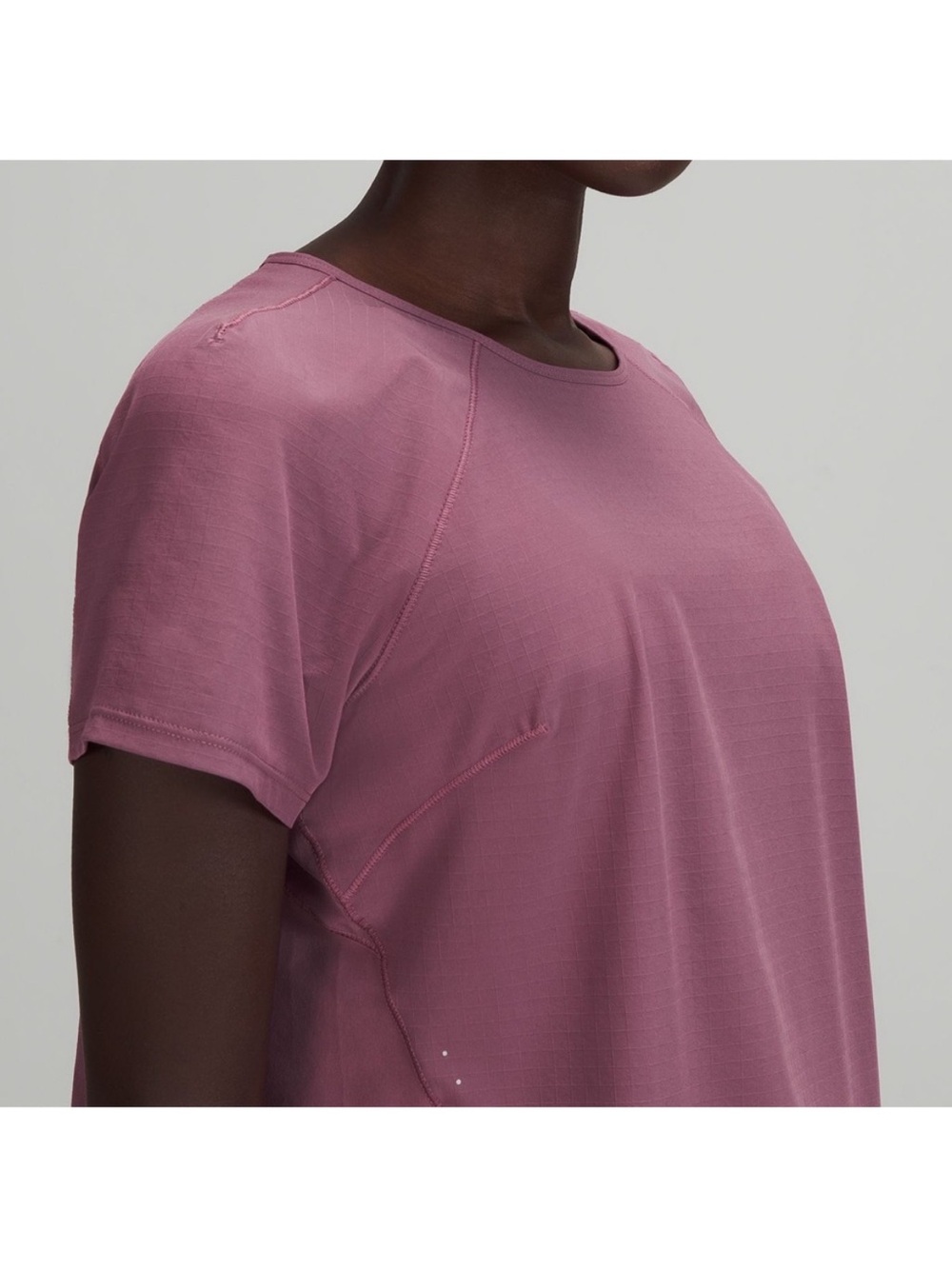 Lululemon Lightweight Stretch Run Shirt - Picture 4 of 9